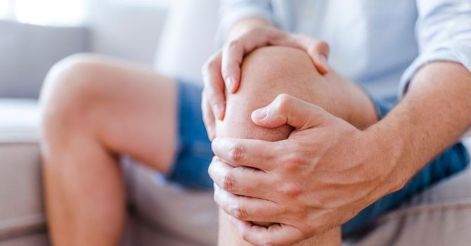 Why Your Knee Pain Isn’t Going Away: The Hidden Issues Physio Can Detect